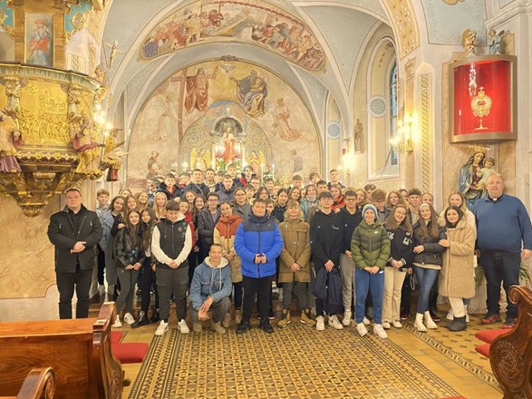 Krizmanici iz Brckovljana i Lupoglava hodočastili u Varaždin i Ludbreg
